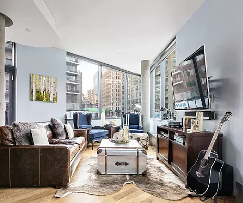 Rented by Compass | media 2