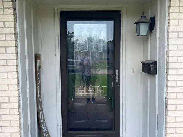 3131 Palmdale Cir, Farmers Branch, TX 75234