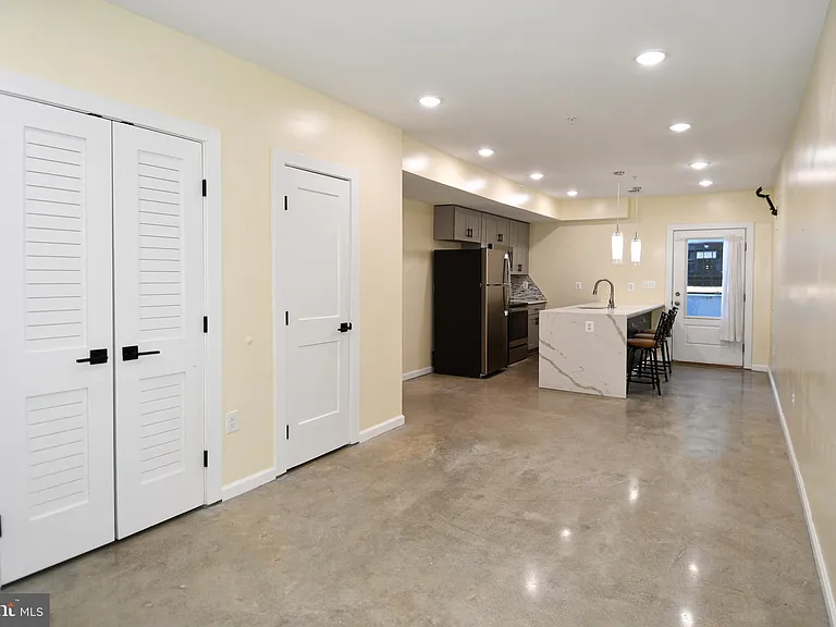 1040 Bladensburg Rd NE #B — Photo 2
