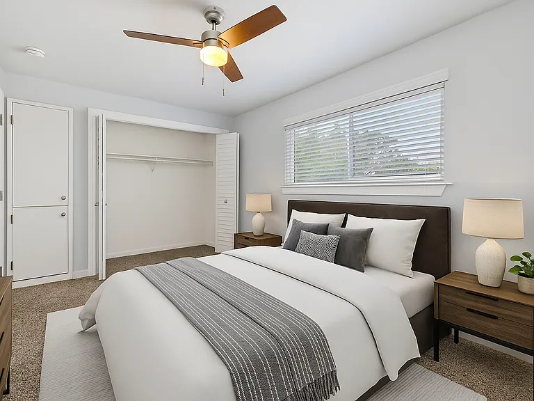 2-WEEKS FREE | North River Apartments — Photo 4