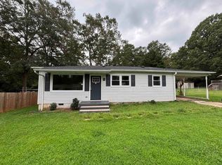 8 Jordan St, Inman, SC 29349