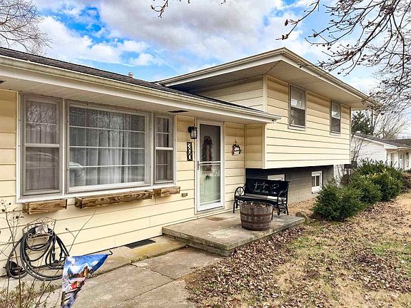 3rd image of 300 Williford Rd