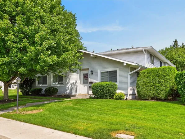 472 Eastbrooke Ln, Rochester, NY 14618