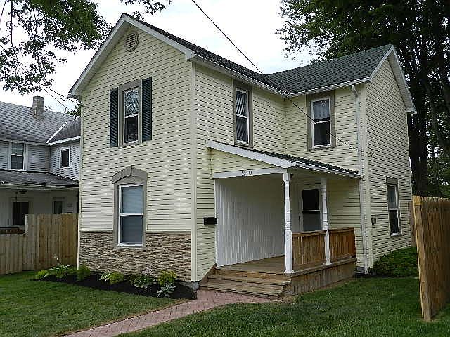 1st image of 210 Neil Ave