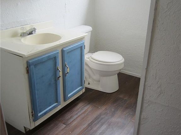5th image of 1709 Fannin St