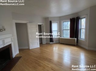 10 Sumner Rd APT 5, Cambridge, MA 02138