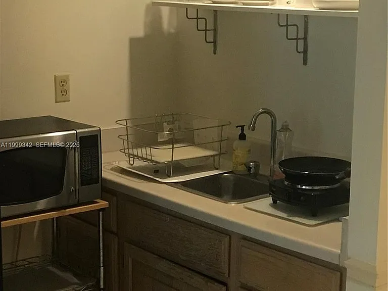 1280 S Alhambra Cir #1111B — Photo 15