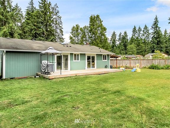 3rd image of 23605 65th Avenue Ct E