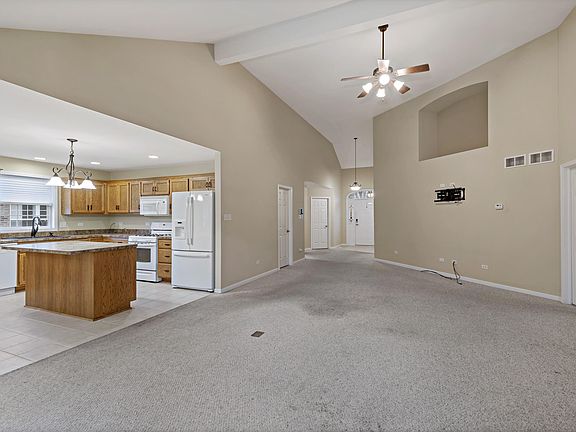 5th image of 2037 Corinne Dr