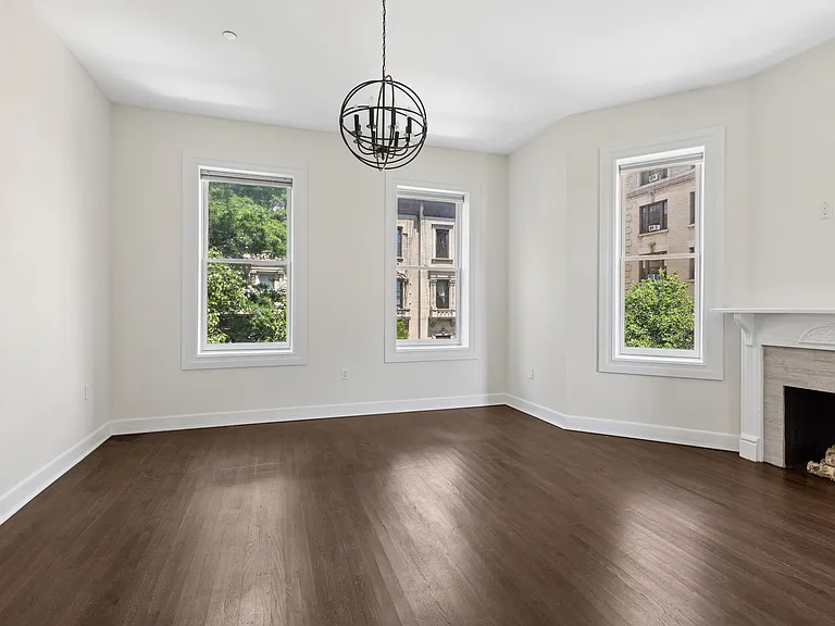 72 Hamilton Ter — Photo 13