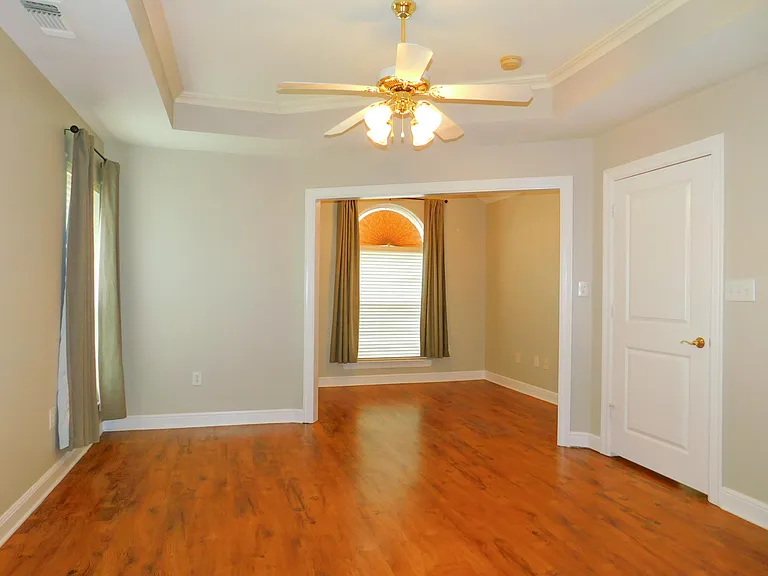 502 Hillcrest Ln — Photo 15
