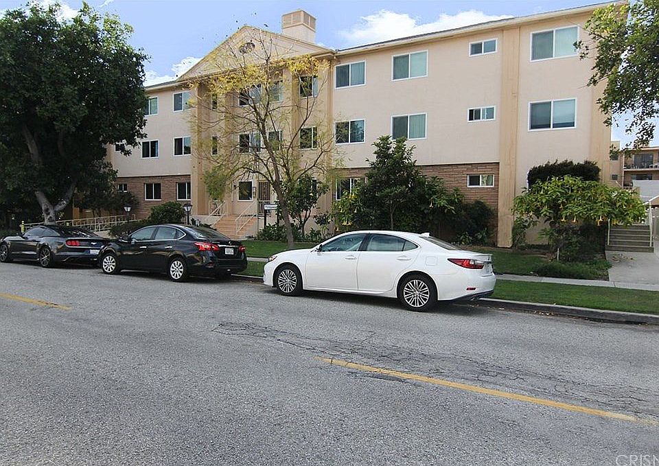 1st image of 315 N Louise St Unit 206