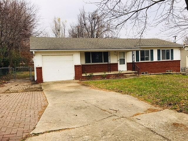 1st image of 1818 W Birch St