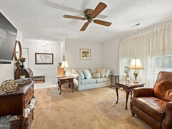 3rd image of 735 S Main Rd APT 48