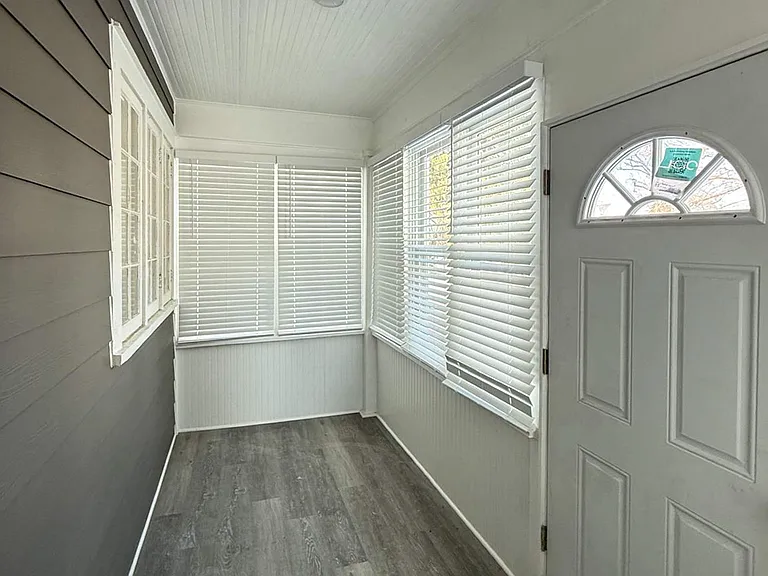 36465 Main St #1 — Photo 10