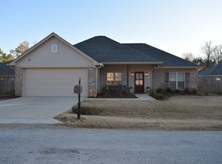 350 Stone Ridge Rd, Starkville, MS 39759
