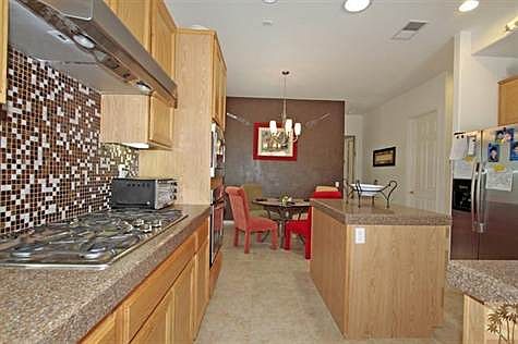 With a preferred gas range, there's no telling what you'll cook up in your dream kitchen.