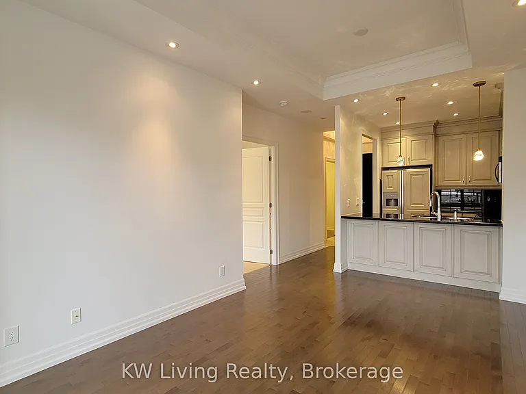 21 Burkebrook Pl #338 — Photo 11