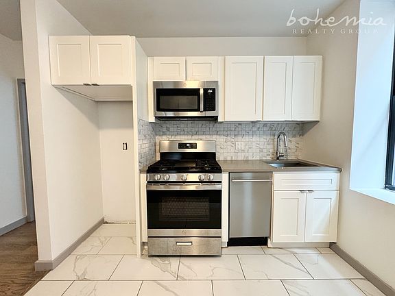 2nd image of 565 W 144th St APT 2F