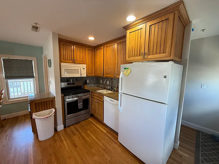 36 River Ave #A — Photo 3
