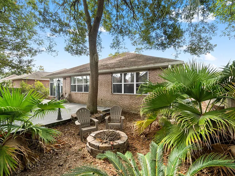 8432 Millstream Dr — Photo 43
