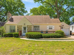 3119 SW 11th St, Topeka, KS 66604