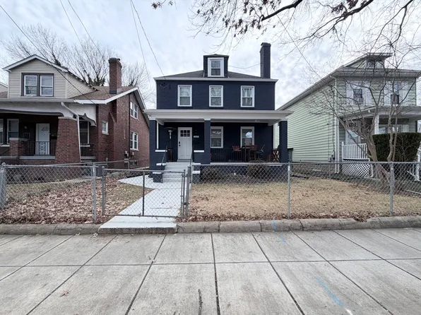 805 Malcolm X Ave SE, Washington, DC 20032