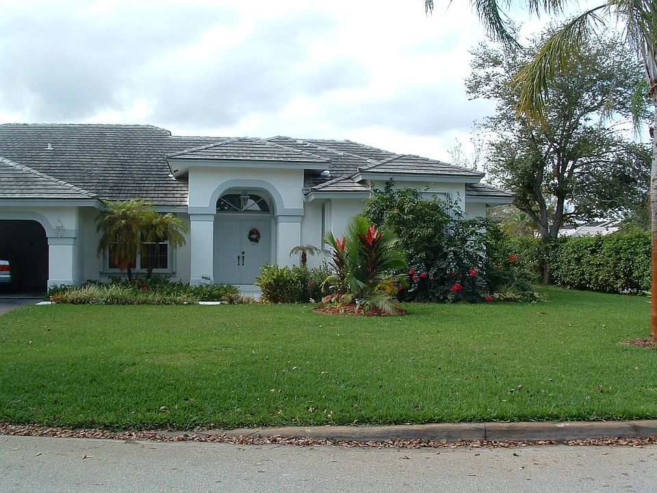 2nd image of 4890 NW 101st Ave