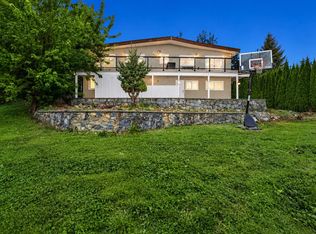 520 Ballantree Pl, West Vancouver, BC V7S 1W5