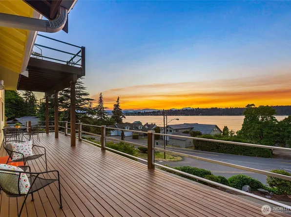 3643 Beach Drive E, Port Orchard, WA 98366