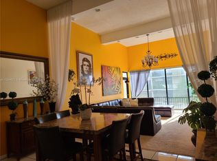 2201 S Ocean Dr APT 303, Hollywood, FL 33019