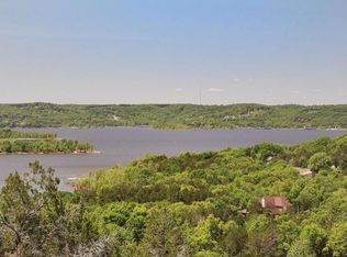 461 Crescent Dr, Hollister, MO 65672
