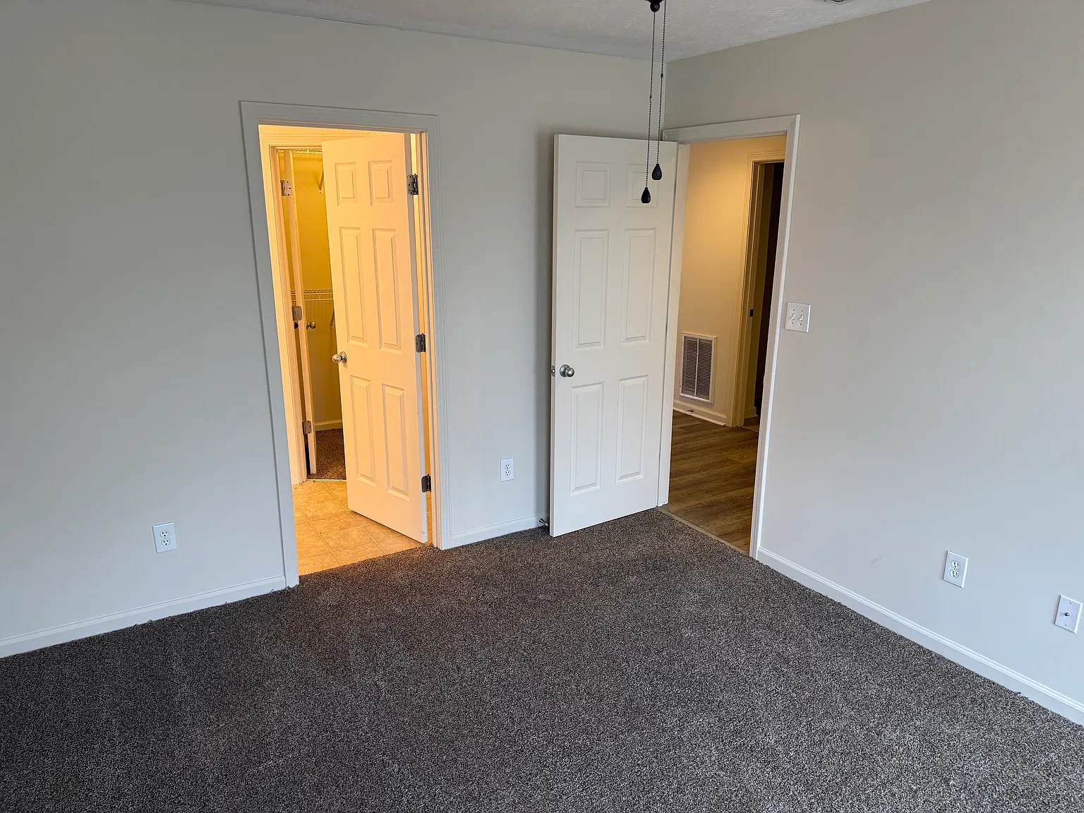 125 Felix St — Photo 2