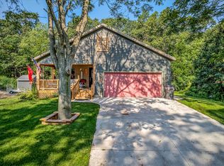 3125 Stratford St, Norton Shores, MI