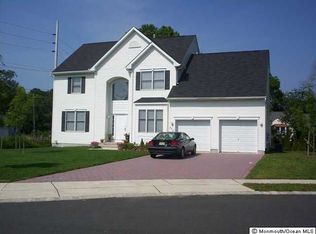 462 Shirley Ln, Brick, NJ 08723
