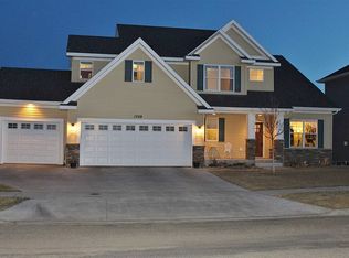 1709 26th Ave NW, Minot, ND 58703