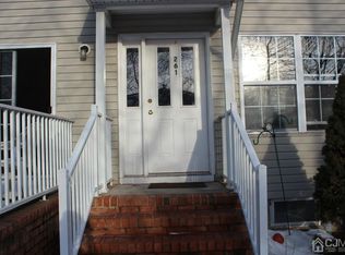 261 Retta Ct #261, Piscataway, NJ 08854