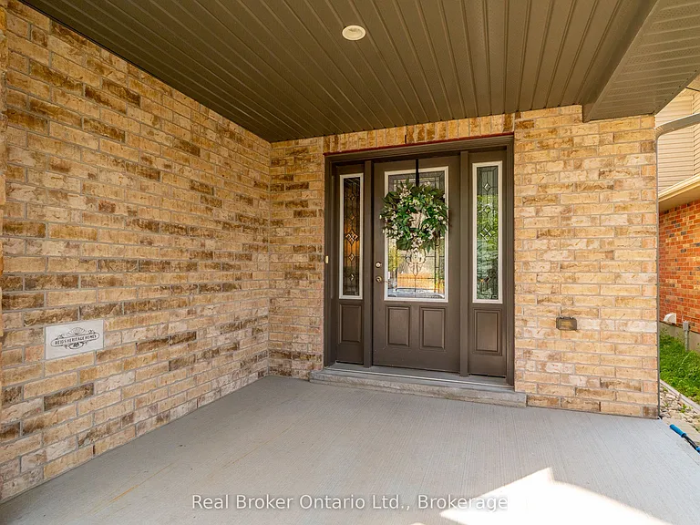 41 Samuel Dr — Photo 3