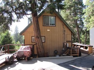 31634 Christmas Tree Ln, Running Springs Area, CA 92382