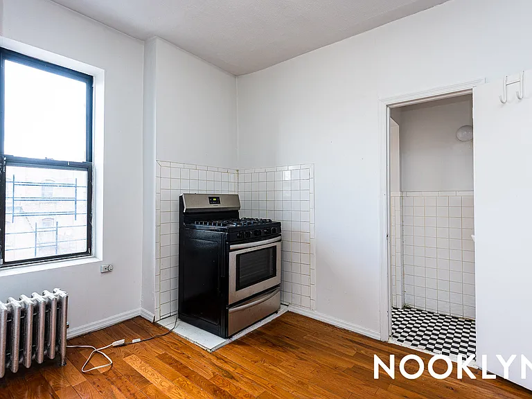 383 S 3rd St #39 — Photo 2