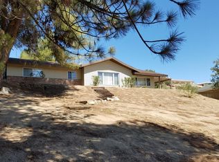 17420 Buckthorn Ave, Hesperia, CA 92345