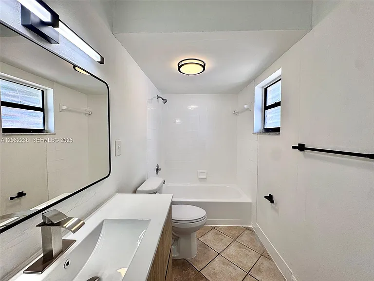 1250 Lincoln Rd #203 — Photo 23