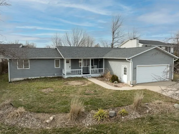 505 1st St N, Walford, IA 52351
