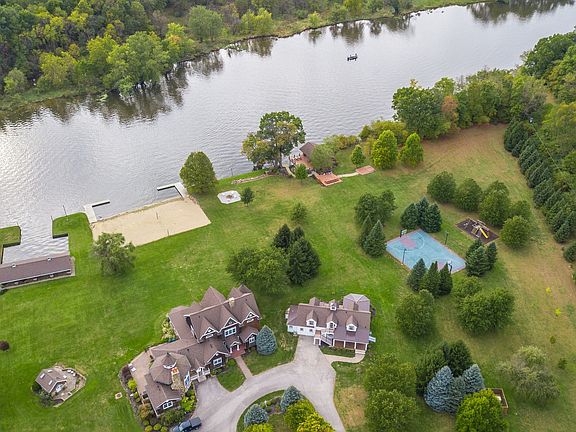 Aerial view of main house, guest house, potting sh
