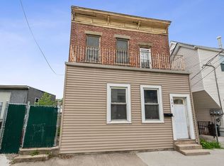 303 York Ave, Staten Island, NY 10301