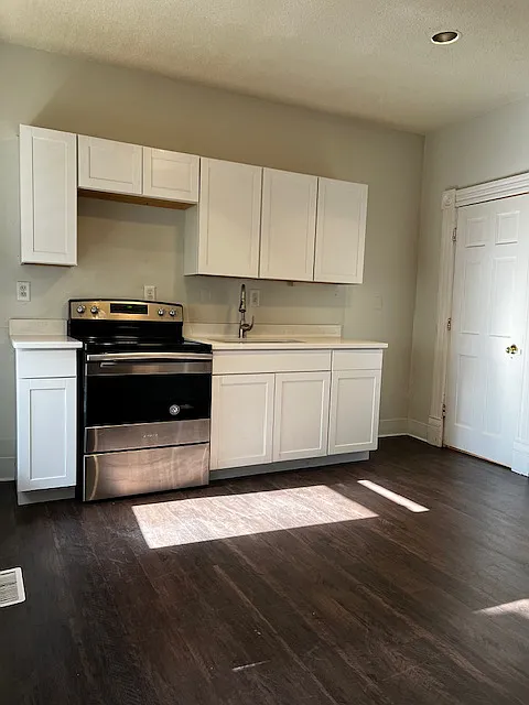 2 bed, 1200 sqft, $1,450 — Photo 3
