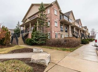 4975 Southampton Dr #272, Mississauga, ON L5M 8E5