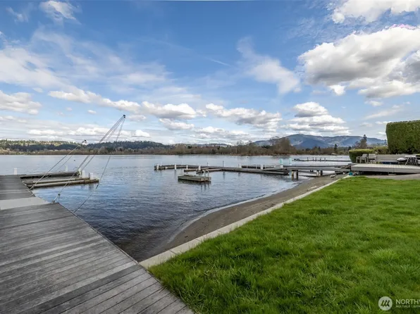 19523 SE 51st Street, Issaquah, WA 98027