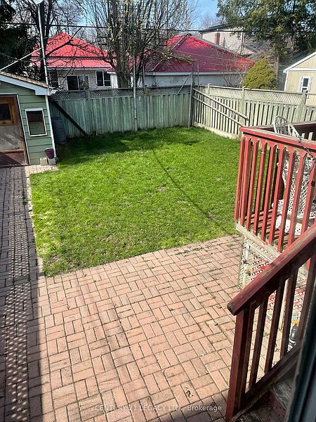 Toronto House for rent - 4 Bedrooms — photo 13