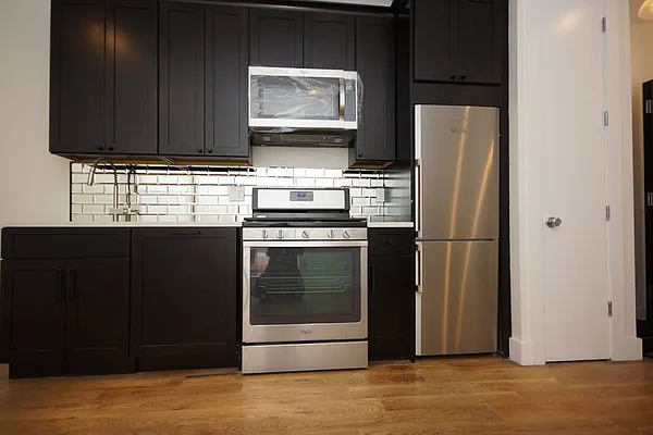 Rented by Norman Raindel, LREB | media 61